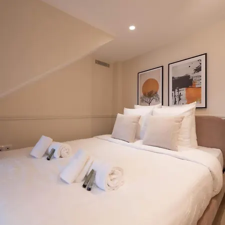 Enjoy Parisian Life In An Elegant Flat - Le Marais Parigi