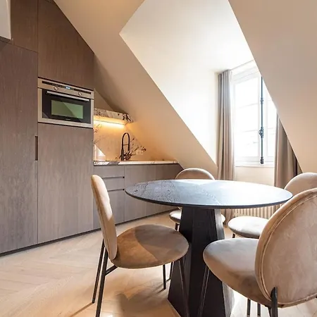 Enjoy Parisian Life In An Elegant Flat - Le Marais Appartamento